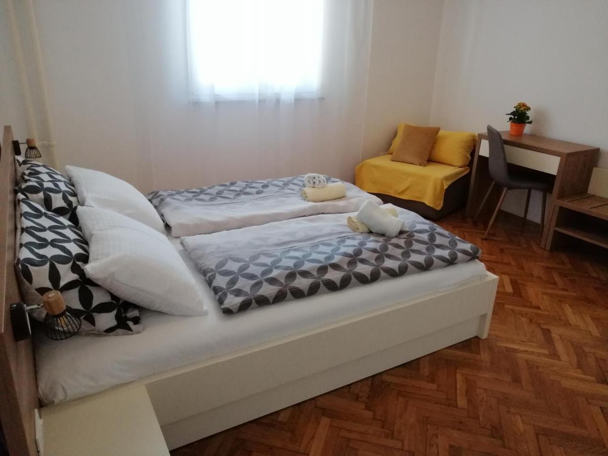 רוביני Apartmani Darko מראה חיצוני תמונה