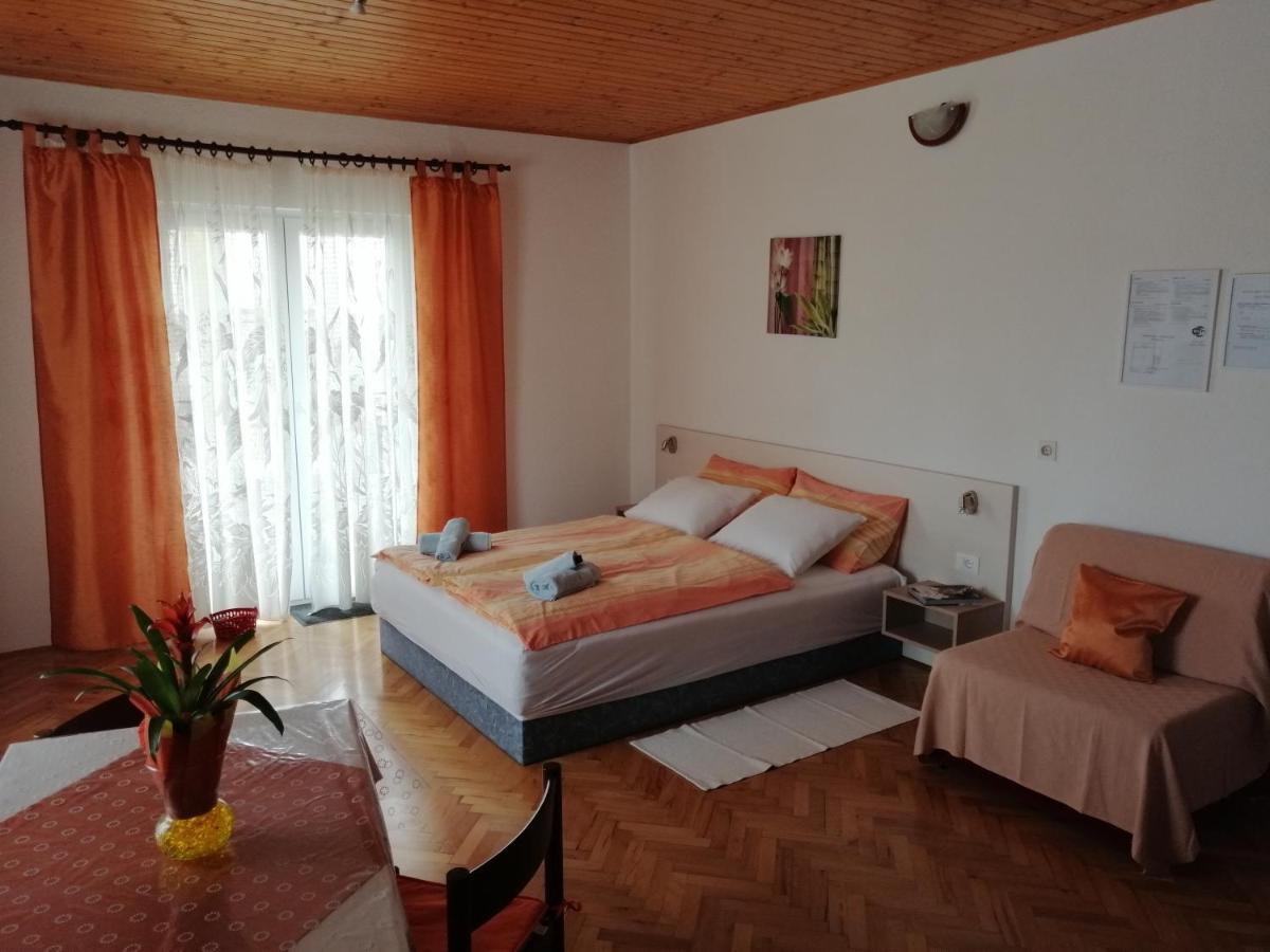 רוביני Apartmani Darko מראה חיצוני תמונה